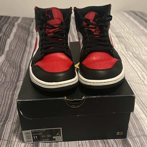 bred toe size 11